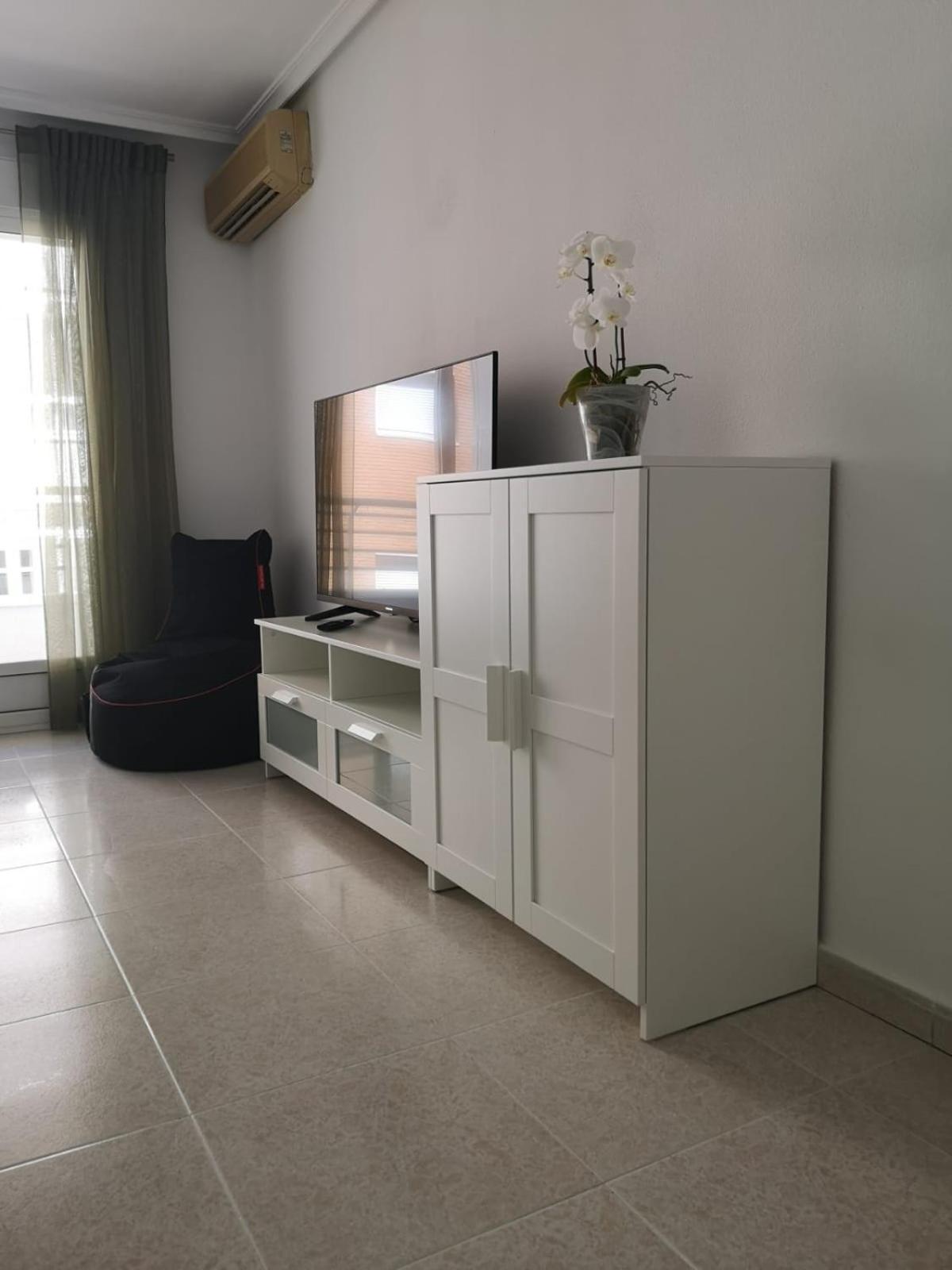 Cajal Apartments ซานตาโปลา ภายนอก รูปภาพ