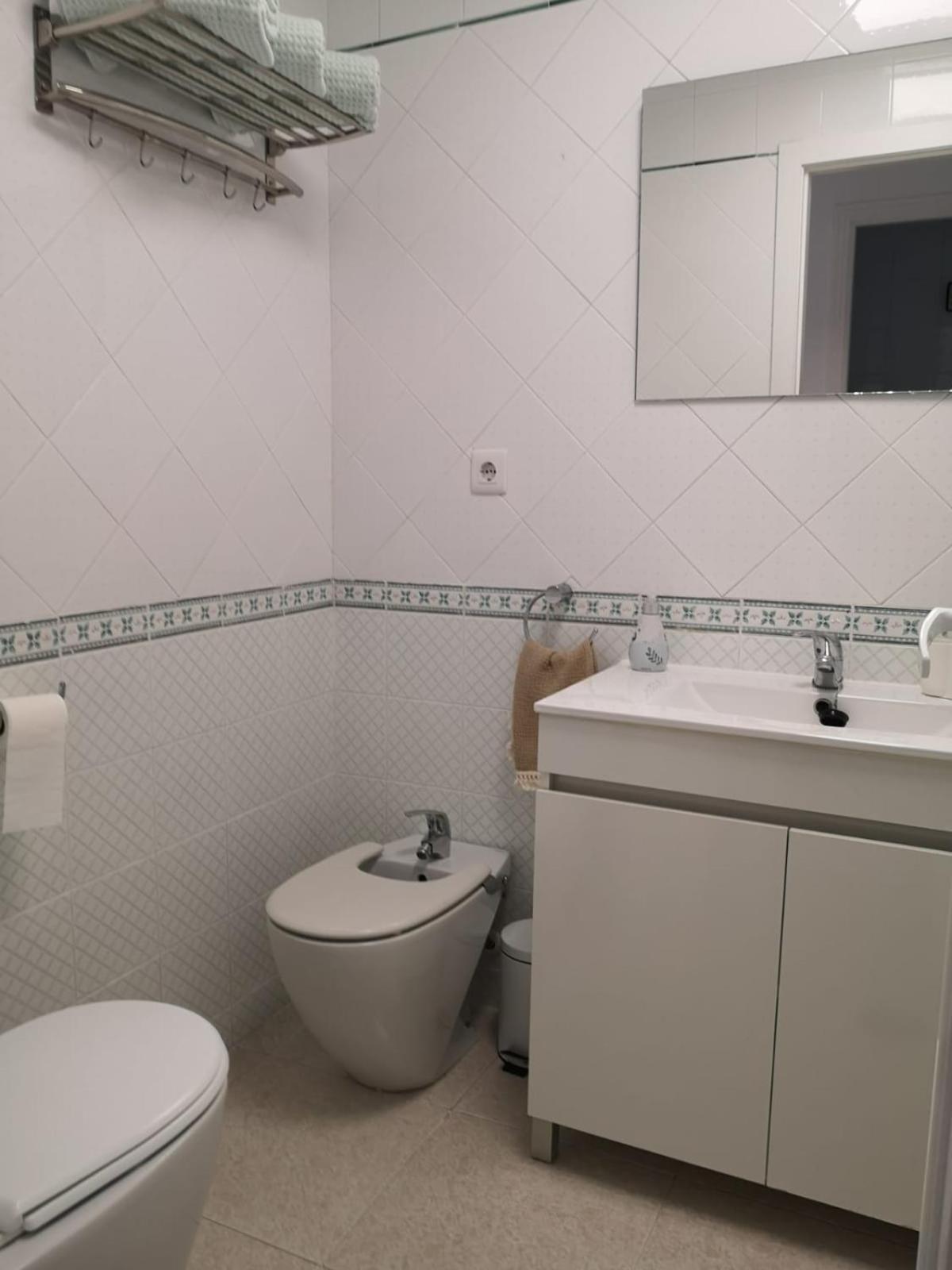 Cajal Apartments ซานตาโปลา ภายนอก รูปภาพ